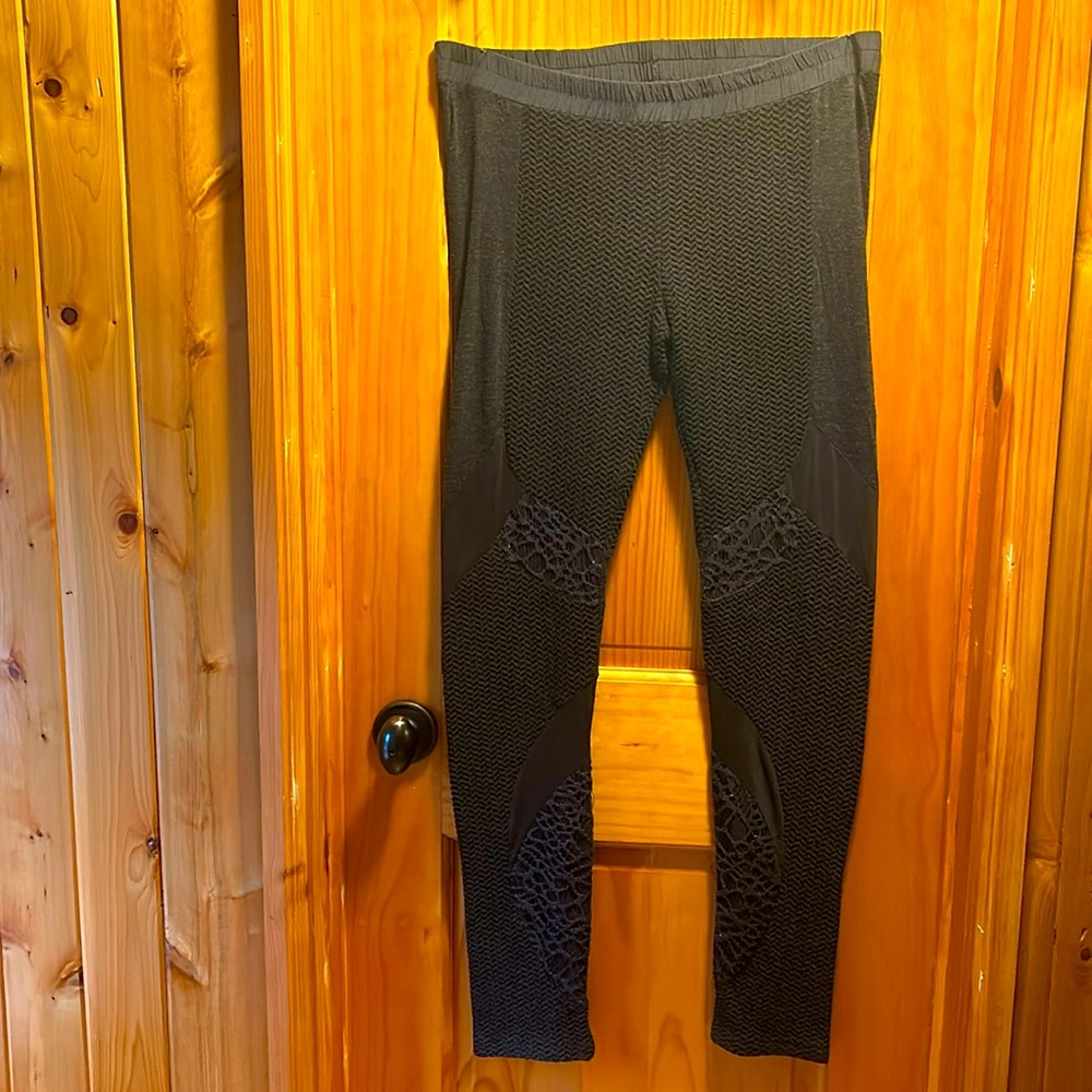 ANGELS NEVER DIE - Textured/ Layered/ Patch Work/ Grey/Black Leggings - XL